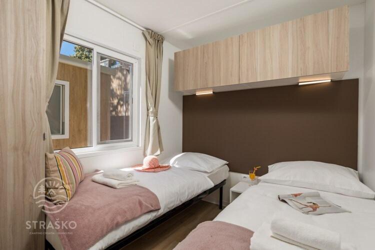 Mobile homes PREMIUM new in caravan park Strasko, Novaglia Esterno foto